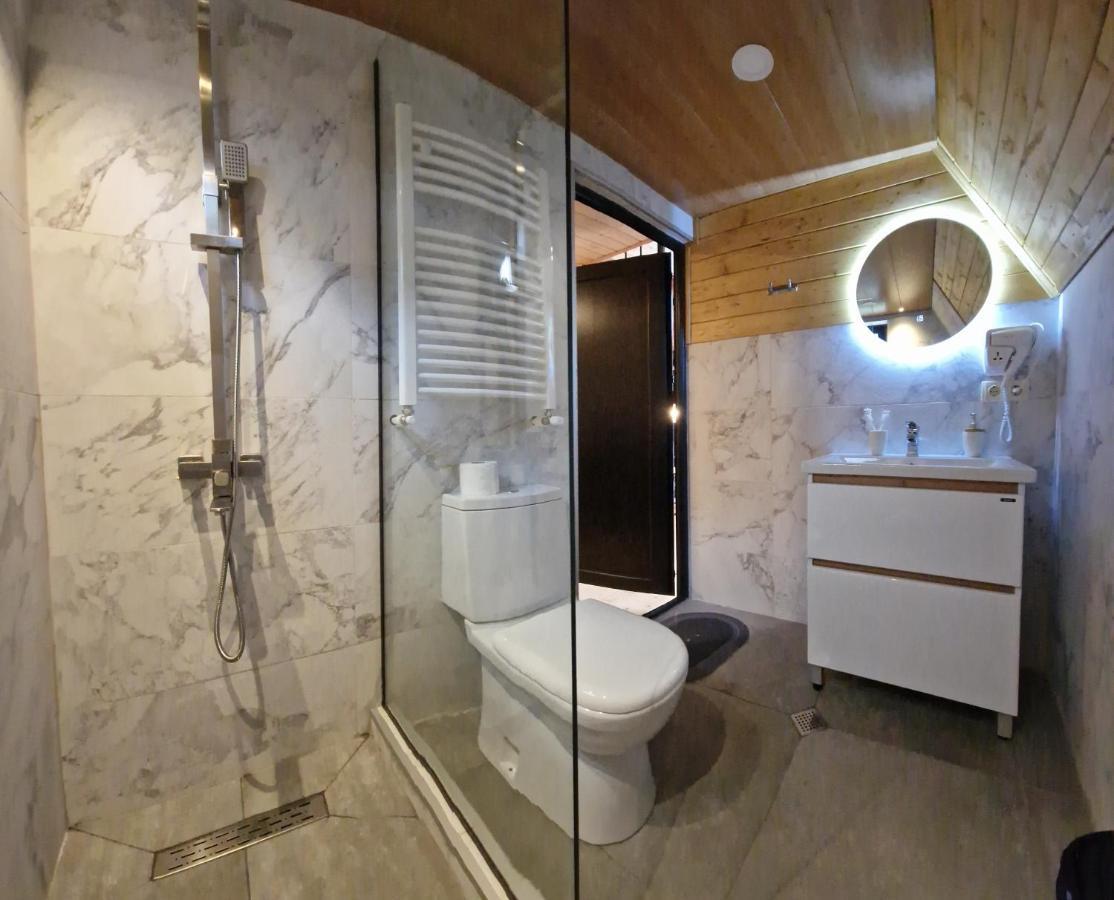 Ferienwohnung Misty Rocks Kazbegi Exterior foto