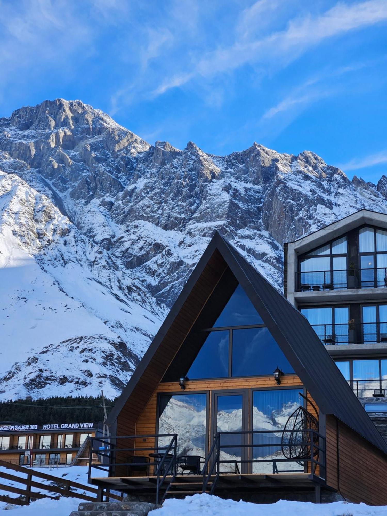 Ferienwohnung Misty Rocks Kazbegi Exterior foto