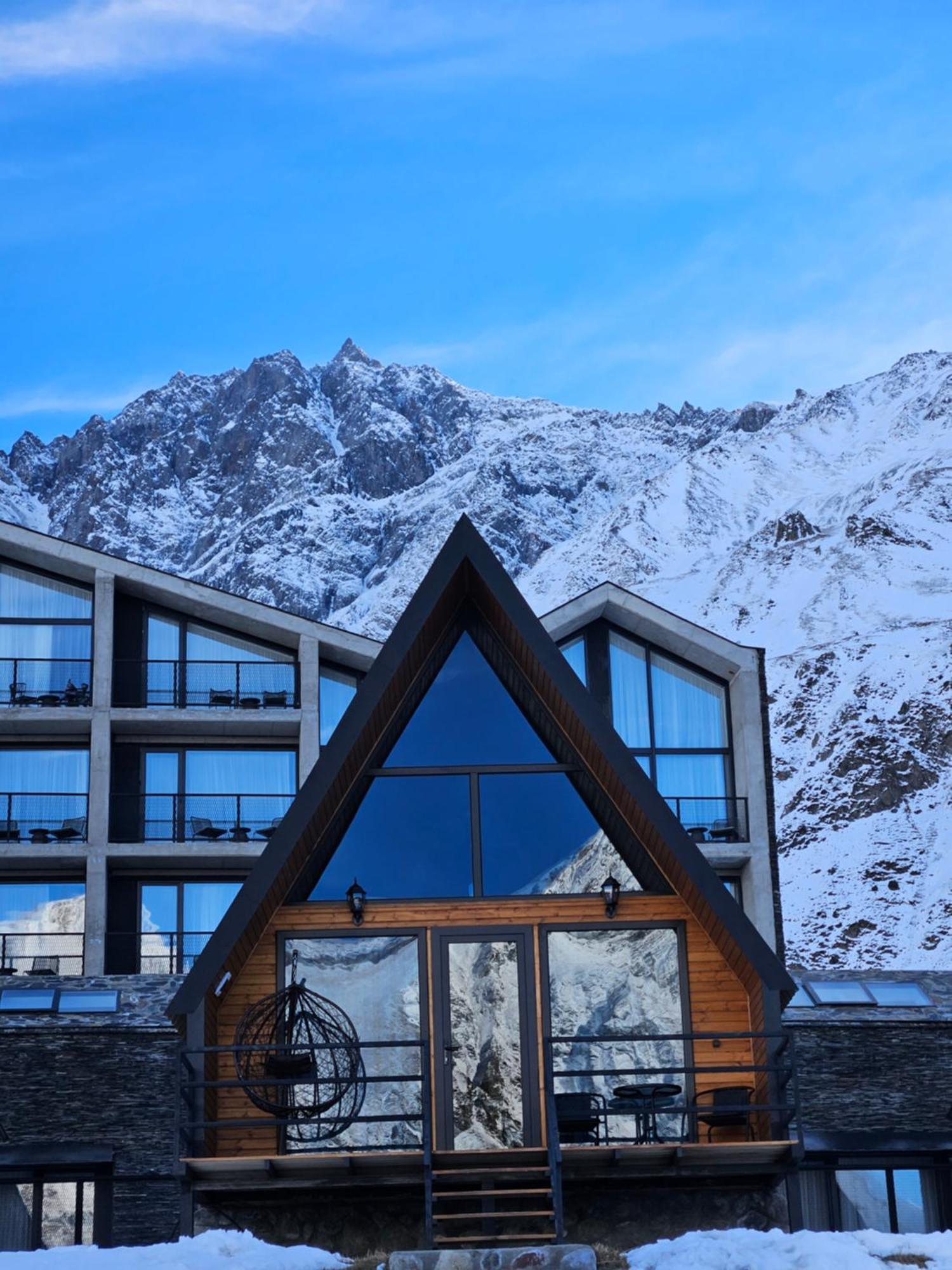 Ferienwohnung Misty Rocks Kazbegi Exterior foto