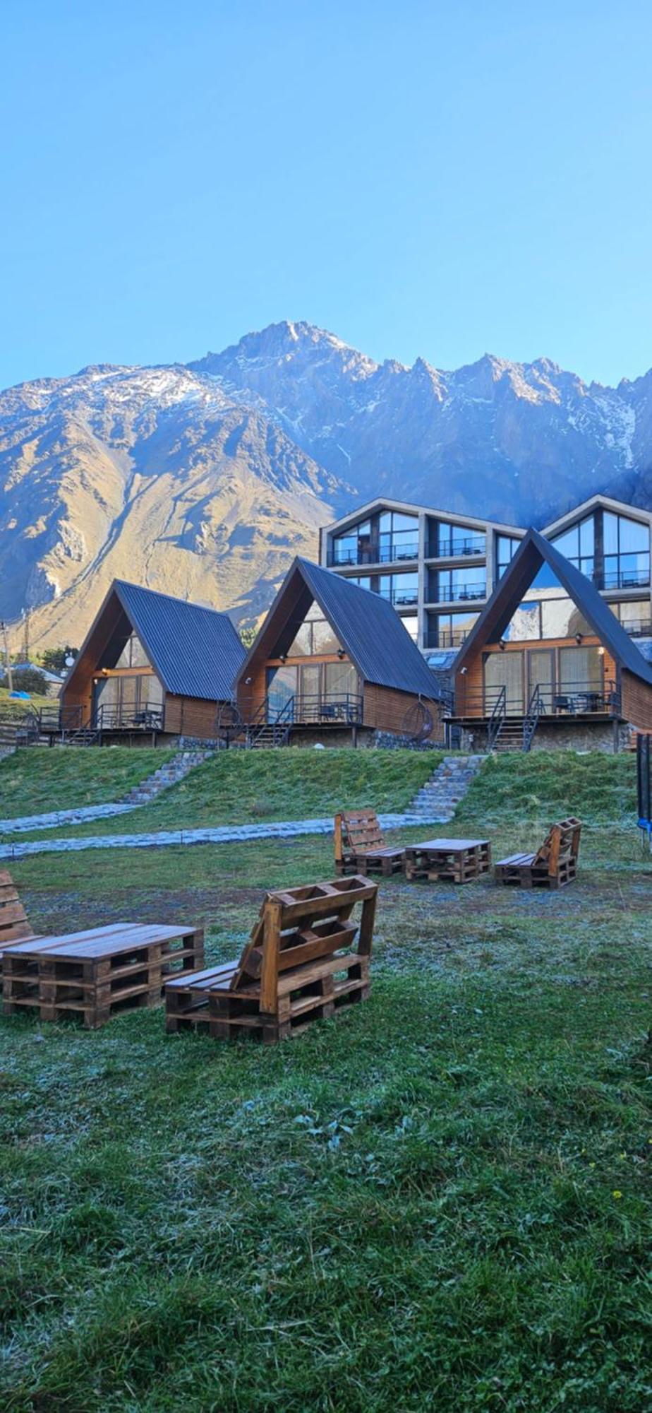 Ferienwohnung Misty Rocks Kazbegi Exterior foto